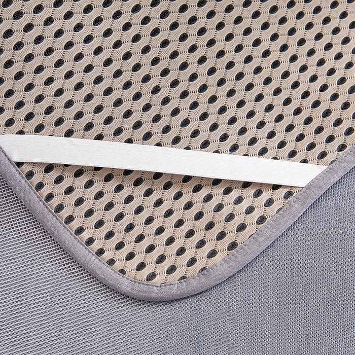 91家纺网 家纺一手货源 找家纺 小芽家居 2024新品贴布绣凉席 小熊（银灰）