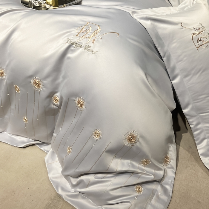 91家纺网 家纺一手货源 找家纺 欧冠家纺 2024新款水洗真丝绣花爱媛四件套 爱媛-银灰