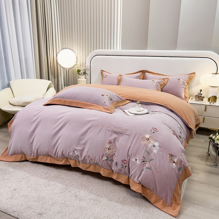 91家纺网 家纺一手货源 找家纺 欧冠家纺 2024新款四季款锦棉绣花盛夏光年四件套 盛夏光年-魅紫