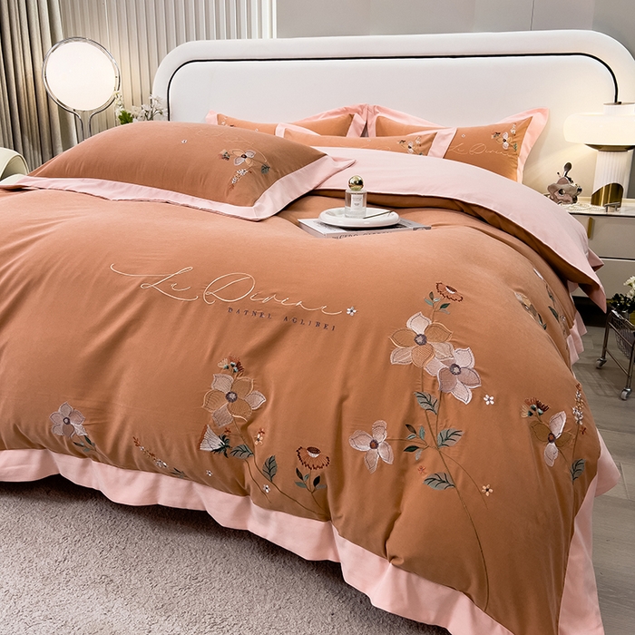 91家纺网 家纺一手货源 找家纺 欧冠家纺 2024新款四季款锦棉绣花盛夏光年四件套 盛夏光年-胭脂橙