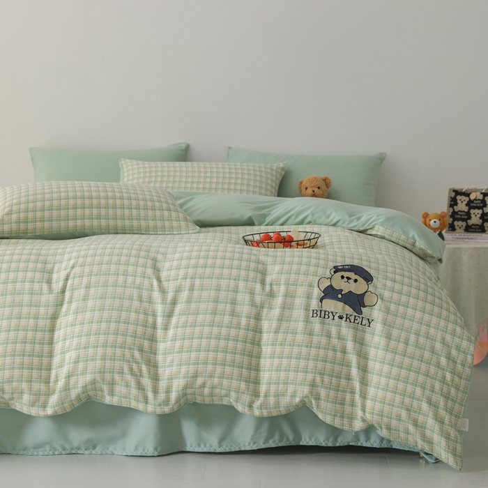 91家纺网 家纺一手货源 找家纺 潮邦创意家居 2025新款春夏亲肤水洗棉刺绣四件套-贝恩熊 贝恩熊-蜜格绿