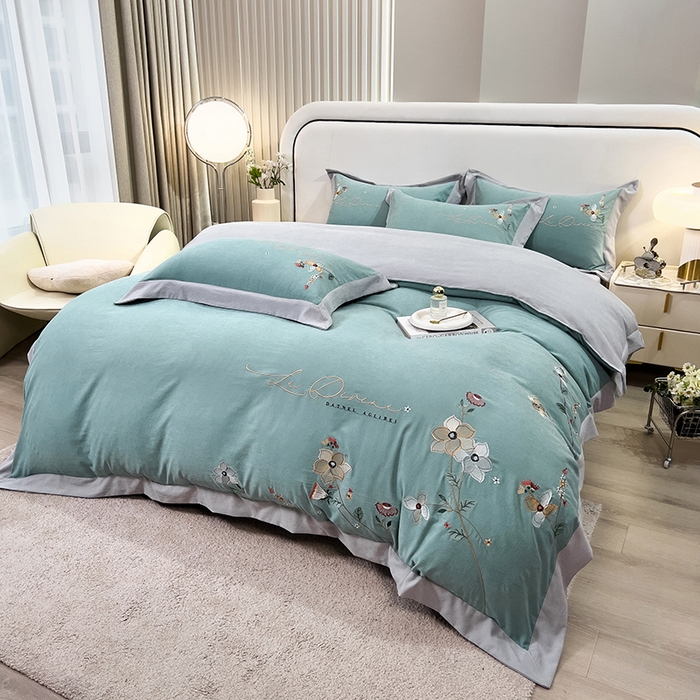 91家纺网 家纺一手货源 找家纺 欧冠家纺 2024新款四季款锦棉绣花盛夏光年四件套 盛夏光年-田园绿