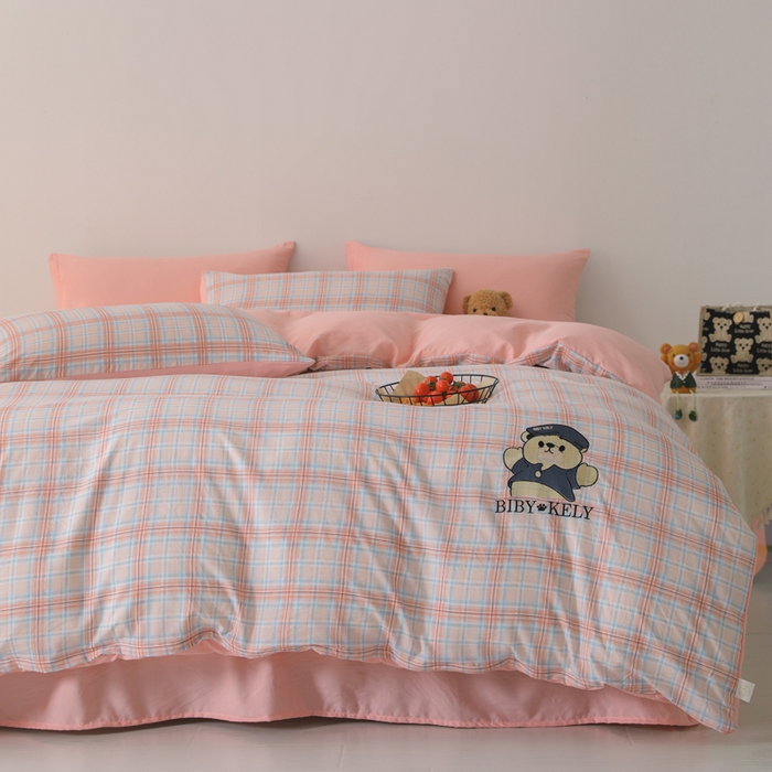 91家纺网 家纺一手货源 找家纺 潮邦创意家居 2025新款春夏亲肤水洗棉刺绣四件套-贝恩熊 贝恩熊-映象玉