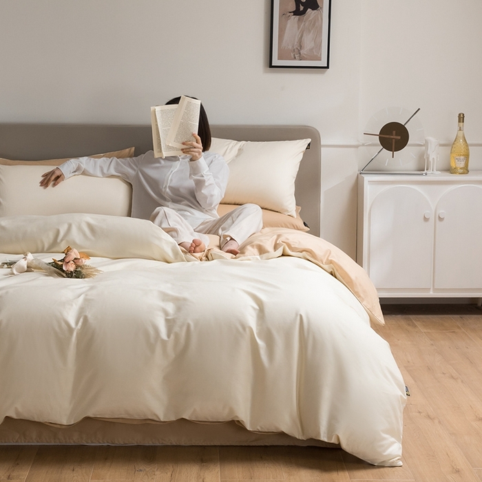 91家纺网 家纺一手货源 找家纺 澳梵家居 2024新款60支全棉纯色双拼金标款四件套-素写繁华系列 奶昔白-奇遇金