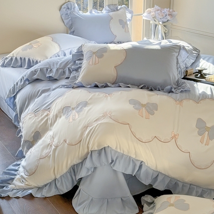 91家纺网 家纺一手货源 找家纺 豪美鑫 2025新款亲肤棉刺绣花边蝶恋花系列四件套 蝶恋花蓝