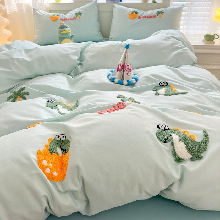 91家纺网 家纺一手货源 找家纺 锦觅 2024春夏新品韩式小清新全棉水洗棉毛巾绣重工刺绣纯棉四件套 萌趣小龙