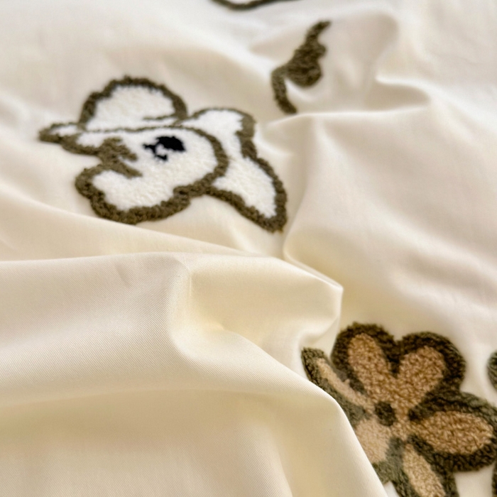 91家纺网 家纺一手货源 找家纺 锦觅 2024春夏新品韩式小清新全棉水洗棉毛巾绣40支重工刺绣纯棉四件套 泰迪乐园