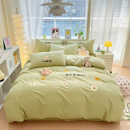 91家纺网 家纺一手货源 找家纺 锦觅 2024春夏新品韩式小清新全棉水洗棉毛巾绣40支重工刺绣纯棉四件套 微笑（豆绿）