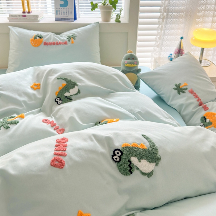 91家纺网 家纺一手货源 找家纺 锦觅 2024春夏新品韩式小清新全棉水洗棉毛巾绣重工刺绣纯棉四件套 萌趣小龙