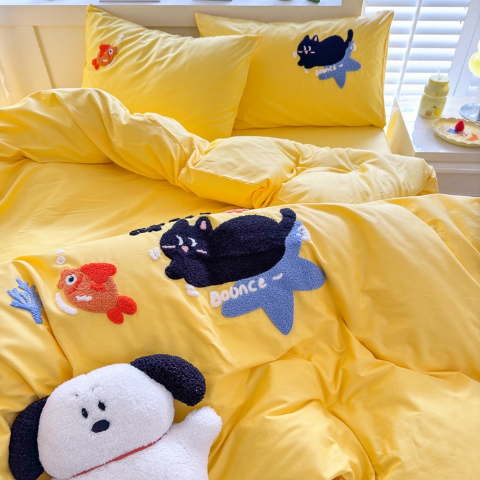 91家纺网 家纺一手货源 找家纺 锦觅 2024春夏新品韩式小清新全棉水洗棉毛巾绣重工刺绣纯棉四件套 猫咪（鹅黄）