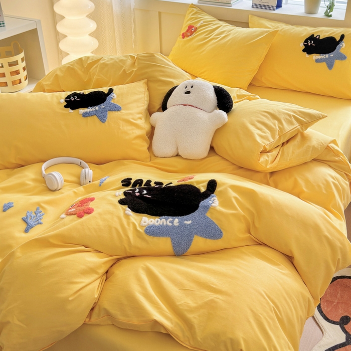 91家纺网 家纺一手货源 找家纺 锦觅 2024春夏新品韩式小清新全棉水洗棉毛巾绣重工刺绣纯棉四件套 猫咪（鹅黄）