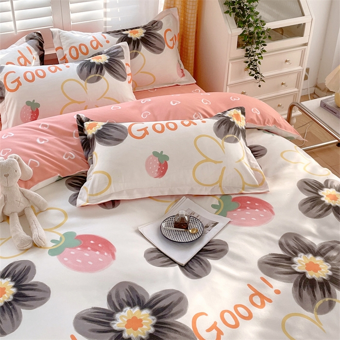 91家纺网 家纺一手货源 找家纺 2024新款直播爆款植物羊绒四件套 AB草莓花