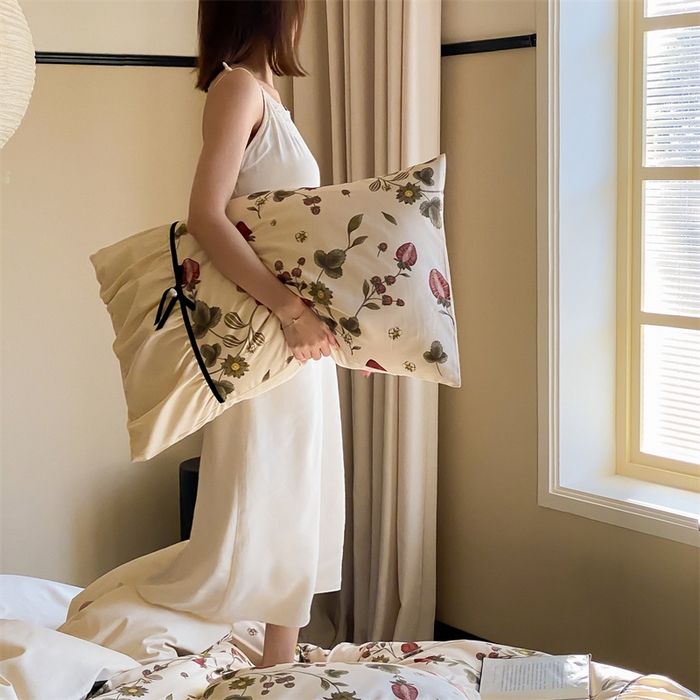 91家纺网 家纺一手货源 找家纺 优然居 2024新款XH法式复古蝴蝶结四件套 草莓泡芙