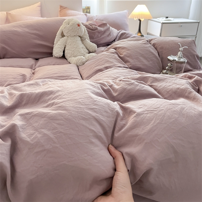 91家纺网 家纺一手货源 找家纺 贝拉梦家纺 2024新春夏款母婴级糯糯的双拼亲肤水洗棉四件套 丁香雨雾