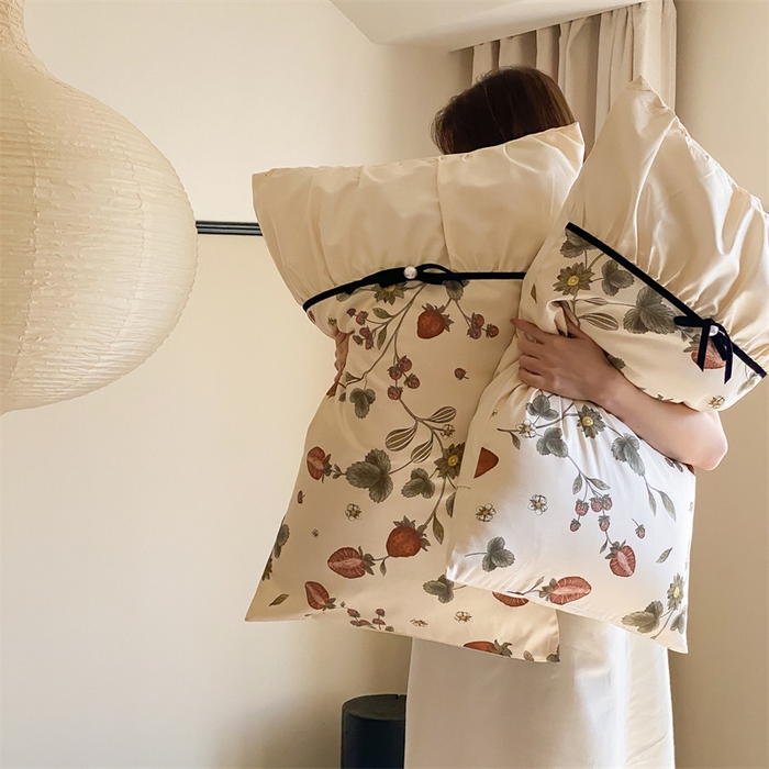 91家纺网 家纺一手货源 找家纺 优然居 2024新款XH法式复古蝴蝶结四件套 草莓泡芙