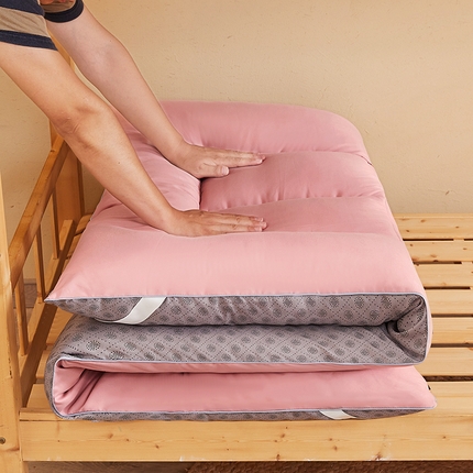 91家纺网 家纺一手货源 找家纺 （总）招财狼床垫 2024新款防塌陷单边大豆纤维学生款成人款学生床垫