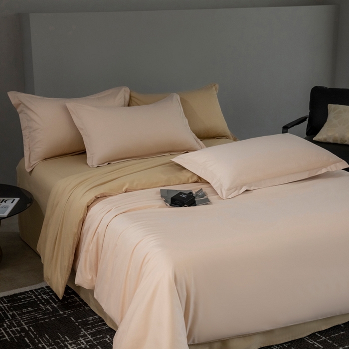 91家纺网 家纺一手货源 找家纺 小懒猪 2024春夏新款全棉舒适100支长绒棉极简系列四件套 白桃粉-奇遇金