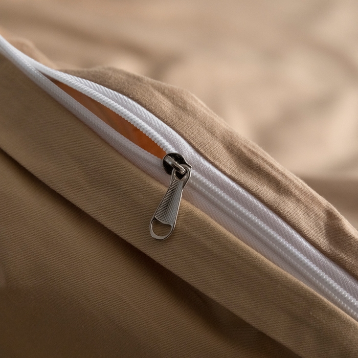 91家纺网 家纺一手货源 找家纺 小懒猪 2024春夏新款全棉舒适100支长绒棉极简系列四件套 茶棕-奇遇金