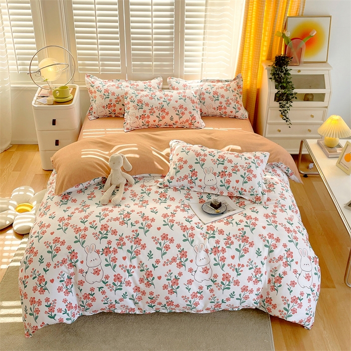 91家纺网 家纺一手货源 找家纺 2024新款直播爆款植物羊绒四件套 AB花田兔