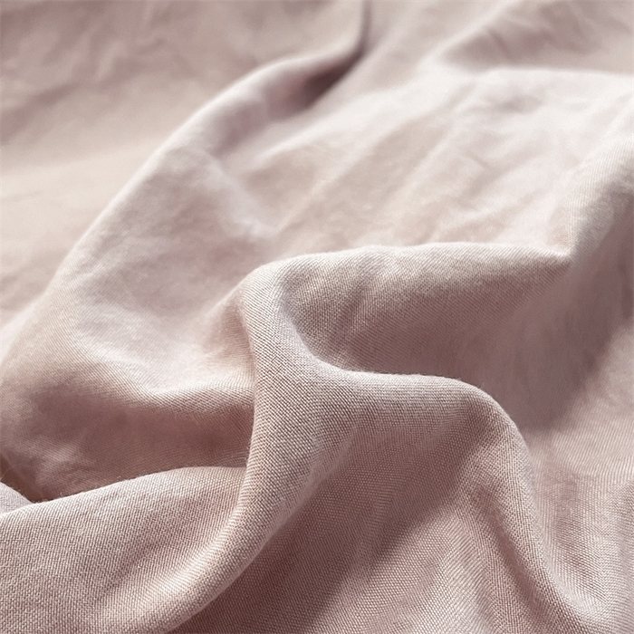 91家纺网 家纺一手货源 找家纺 贝拉梦家纺 2024新春夏款母婴级糯糯的双拼亲肤水洗棉四件套 丁香雨雾