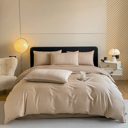 91家纺网 家纺一手货源 找家纺 琪格格2023新款60支长绒棉纯棉小方格单被套枕套四件套60长绒棉条纹亚麻棕