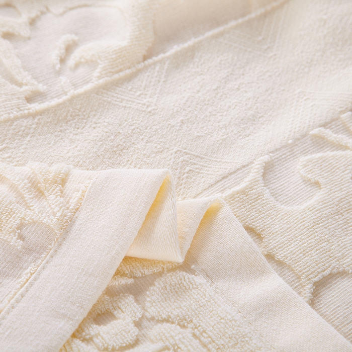 91家纺网 家纺一手货源 找家纺 雯雨家纺 2024老式怀旧A类纯棉毛巾被 欧典风尚-米白