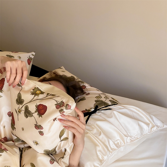 91家纺网 家纺一手货源 找家纺 优然居 2024新款XH法式复古蝴蝶结四件套 草莓泡芙