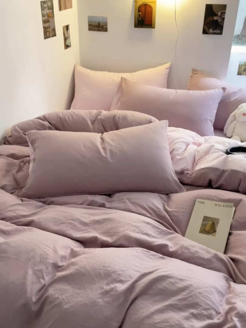 91家纺网 家纺一手货源 找家纺 贝拉梦家纺 2024新春夏款母婴级糯糯的双拼亲肤水洗棉四件套 丁香雨雾