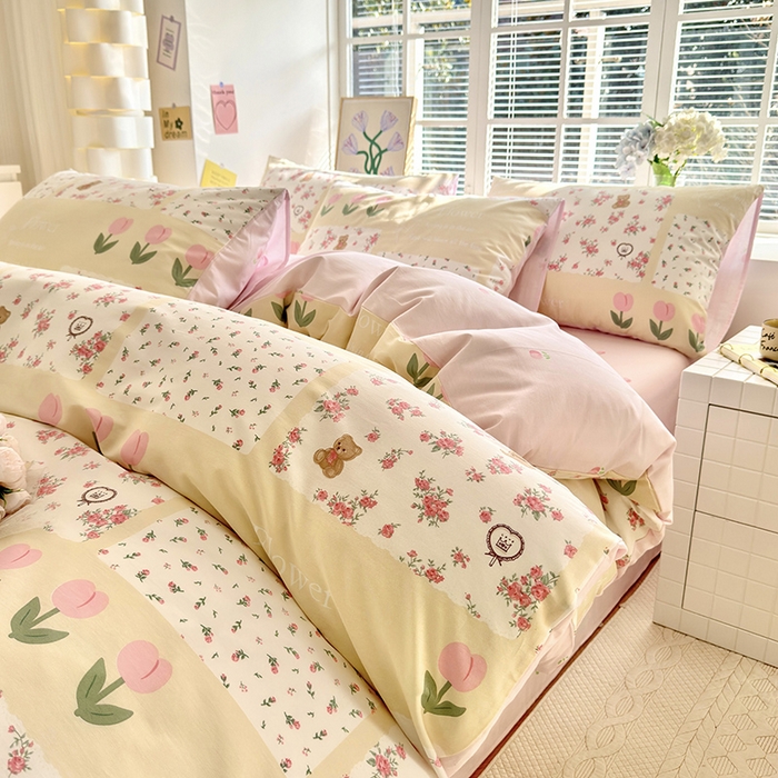 91家纺网 家纺一手货源 找家纺 沐棉家居 2024新款小清新全棉13372印花四件套 温馨小熊