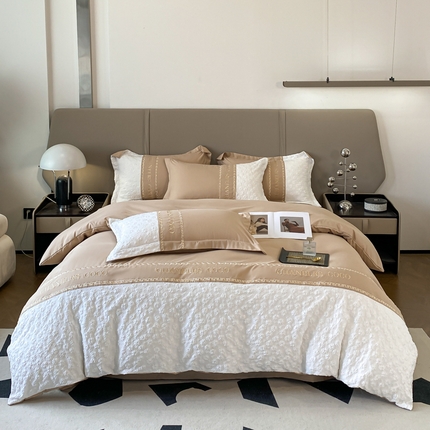 苏源家居 2024新款亲肤棉拼接立体浮雕碎花公主风四件套-卡琳娜系列 卡琳娜-香槟金