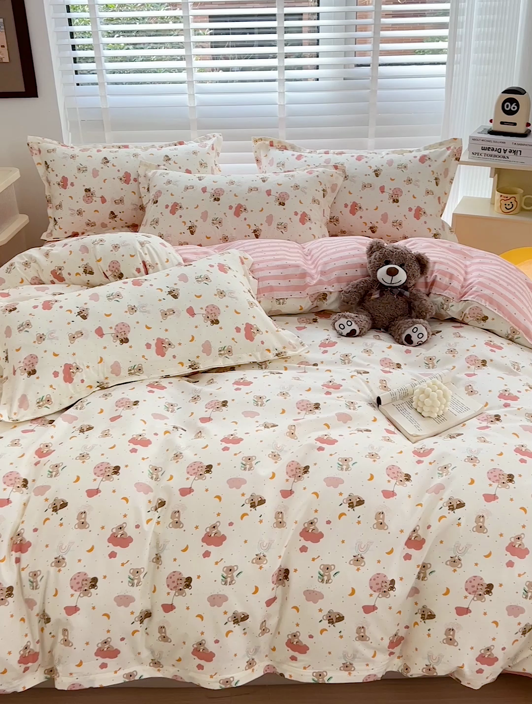 91家纺网 家纺一手货源 找家纺 楠沐家纺 2025新款亲肤柔软水洗棉磨毛印花四件套 彩虹猴