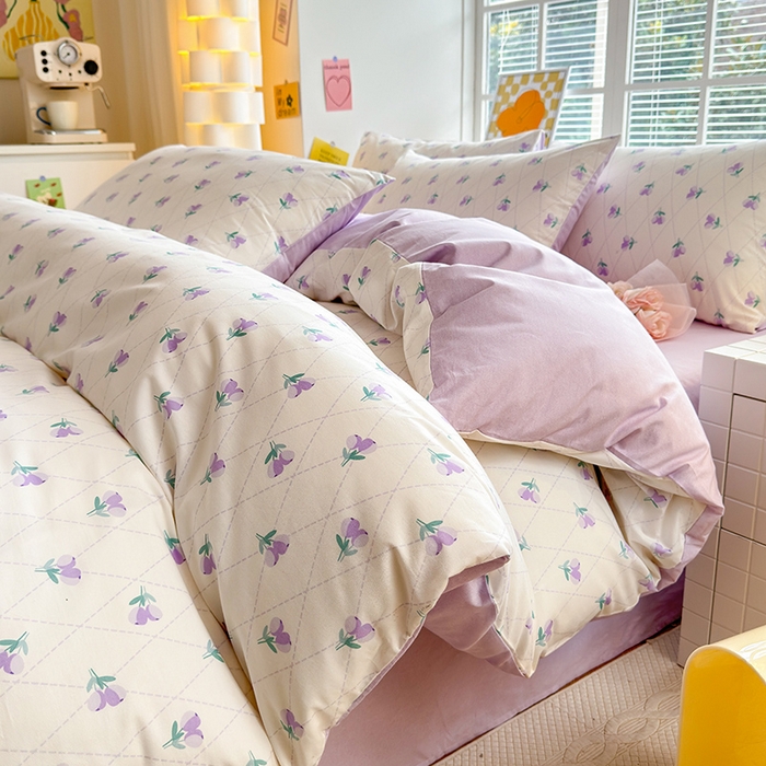 91家纺网 家纺一手货源 找家纺 沐棉家居 2024新款小清新全棉13372印花四件套 紫色花语