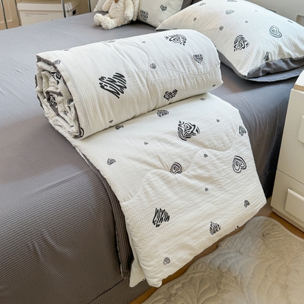 91家纺网 家纺一手货源 找家纺  (总)仟网汇 2024新款直播爆款泡泡棉夏被四件套