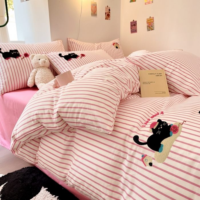 91家纺网 家纺一手货源 找家纺 呗旺鹿 2024新款全棉13372毛巾绣四件套 毛线猫咪