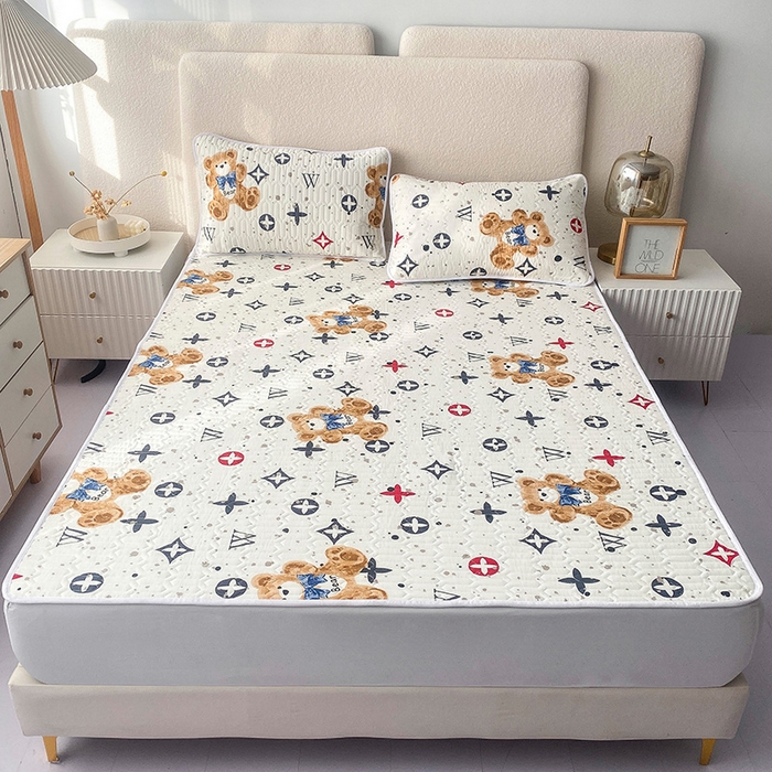 91家纺网 家纺一手货源 找家纺 恋绒家纺 2025新款一面棉一面绒全棉护理垫防水隔尿垫 潮流小熊