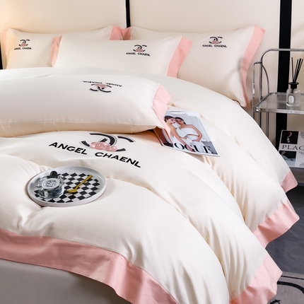 91家纺网 家纺一手货源 找家纺 KA 2025春夏新品60S绣花全棉四件套礼盒装 相约奶昔白