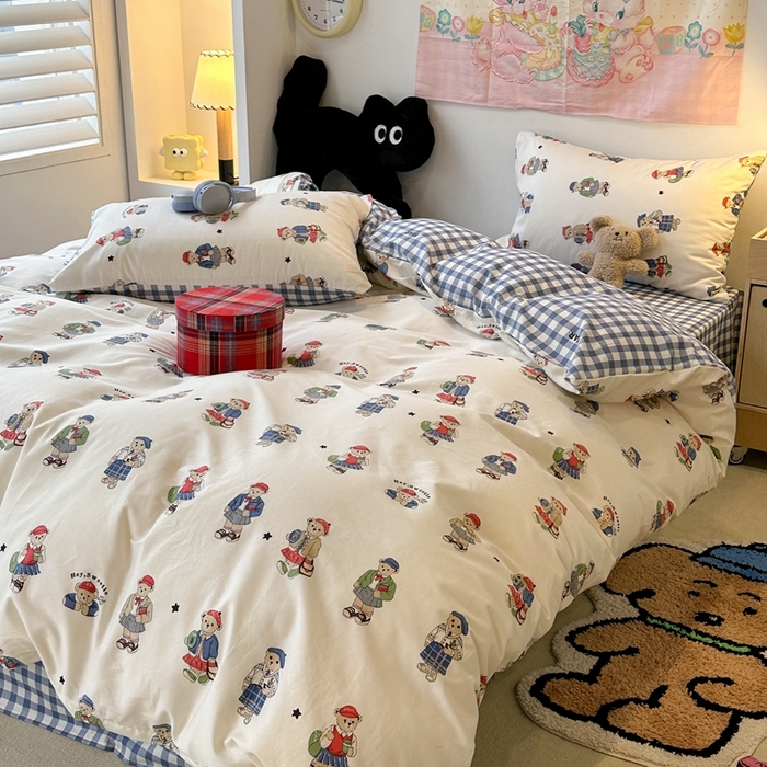 91家纺网 家纺一手货源 找家纺 昔可家纺 2024开春新款全棉印花四件套 学院英伦熊