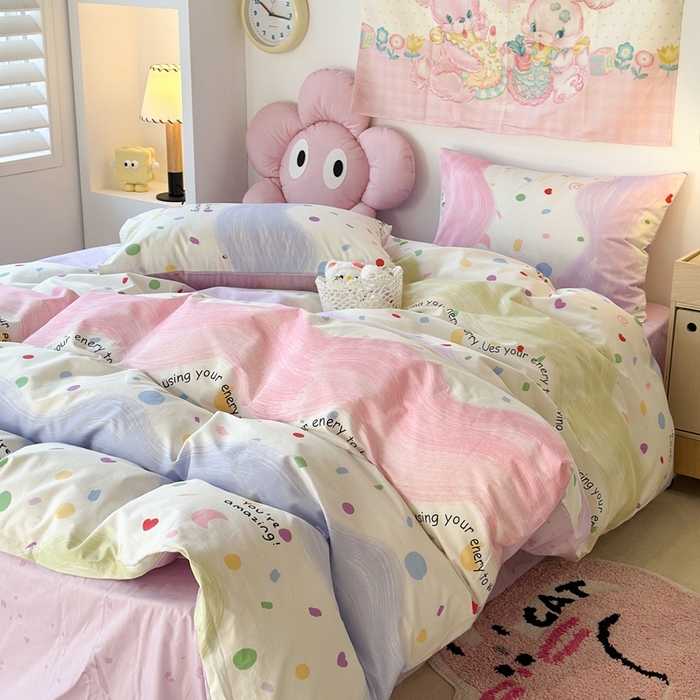 91家纺网 家纺一手货源 找家纺 昔可家纺 2024开春新款全棉印花四件套 波浪彩色点点