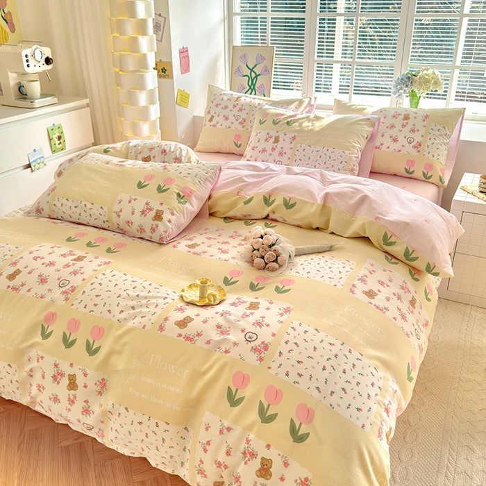 91家纺网 家纺一手货源 找家纺 沐棉家居 2024新款小清新全棉13372印花四件套 温馨小熊