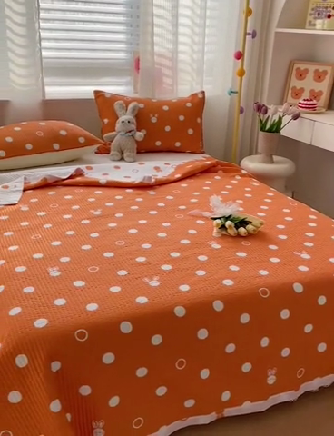 91家纺网 家纺一手货源 找家纺 羽爱家纺 2024新款全棉水洗棉花芯床盖套件 点点星光