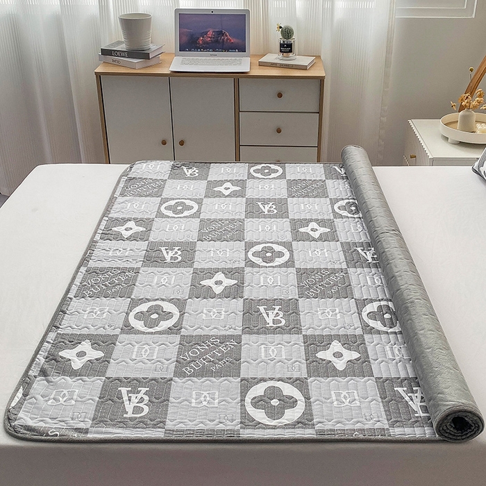 91家纺网 家纺一手货源 找家纺 恋绒家纺 2025新款一面棉一面绒全棉护理垫防水隔尿垫 格里芬