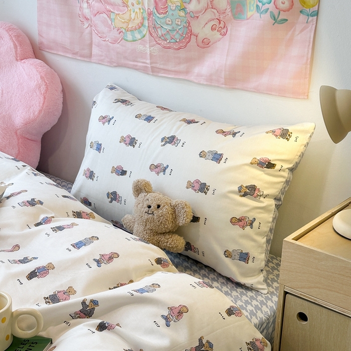 91家纺网 家纺一手货源 找家纺 昔可家纺 2024开春新款全棉印花四件套 绅士公仔熊