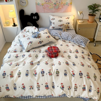 91家纺网 家纺一手货源 找家纺 昔可家纺 2024开春新款全棉印花四件套 学院英伦熊