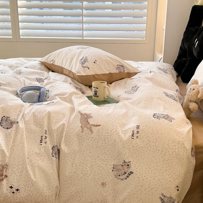 91家纺网 家纺一手货源 找家纺 昔可家纺 2024开春新款全棉印花四件套 点点小猫咪