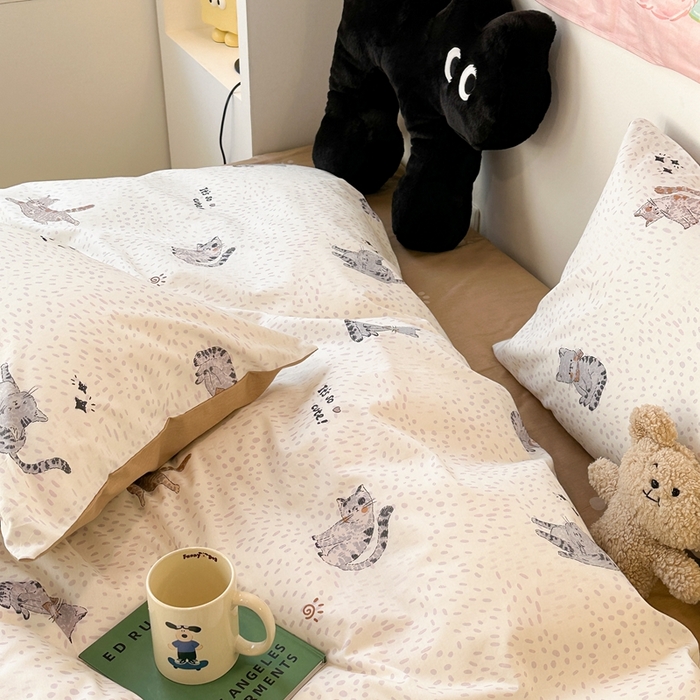 91家纺网 家纺一手货源 找家纺 昔可家纺 2024开春新款全棉印花四件套 点点小猫咪