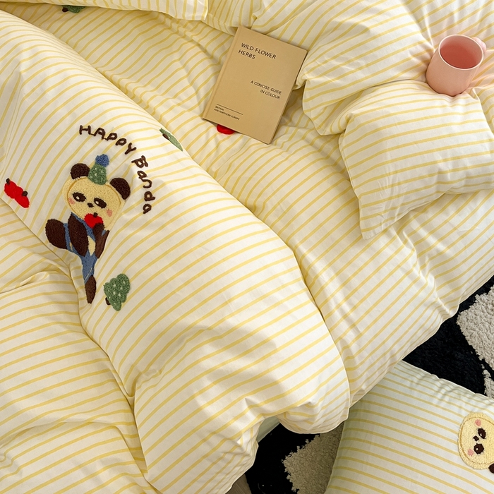 91家纺网 家纺一手货源 找家纺 呗旺鹿 2024新款全棉13372毛巾绣四件套 苹果熊猫