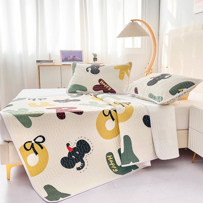 91家纺网 家纺一手货源 找家纺 恋绒家纺 2025新款一面棉一面绒全棉护理垫防水隔尿垫 动感字母