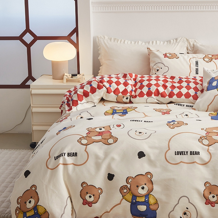 91家纺网 家纺一手货源 找家纺 绫韵 2024新款全棉13372清新小碎花纯棉四件套 安迪熊