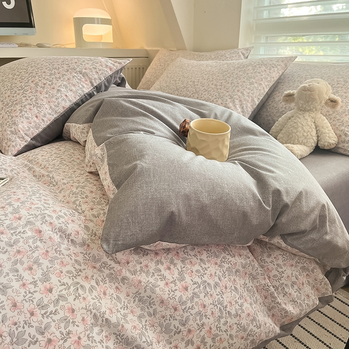 91家纺网 家纺一手货源 找家纺  柠馨 2024新款帕拉图系列13372全棉印花四件套 白雾红尘