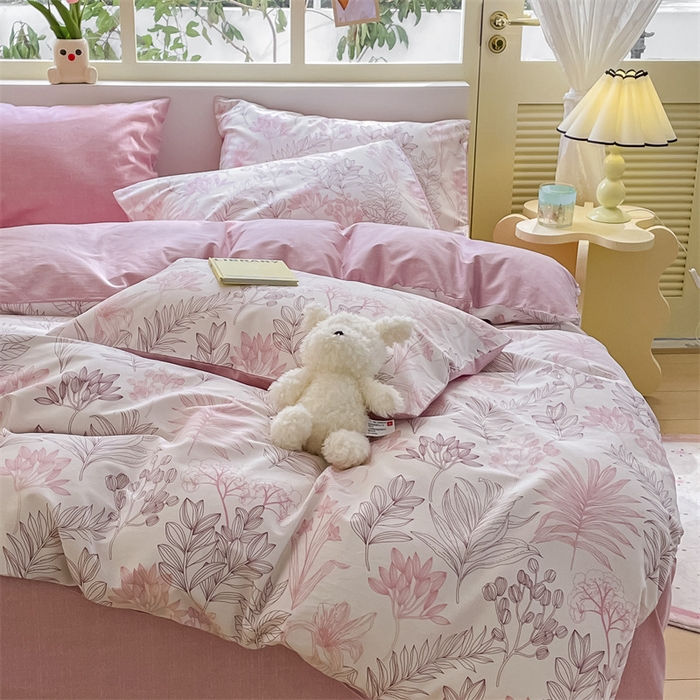 91家纺网 家纺一手货源 找家纺 启程2024新款全棉13372印花四件套直播爆款法式复古碎花系列 霜叶-红